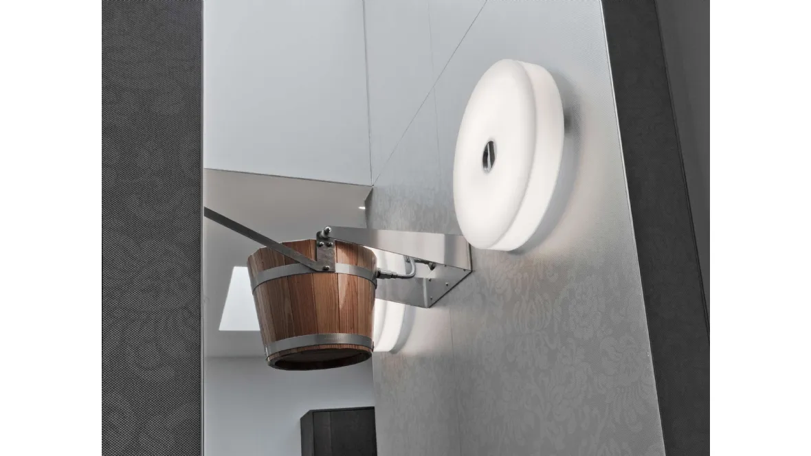 Lampada da perete con diffusore in vetro opale Button di Flos