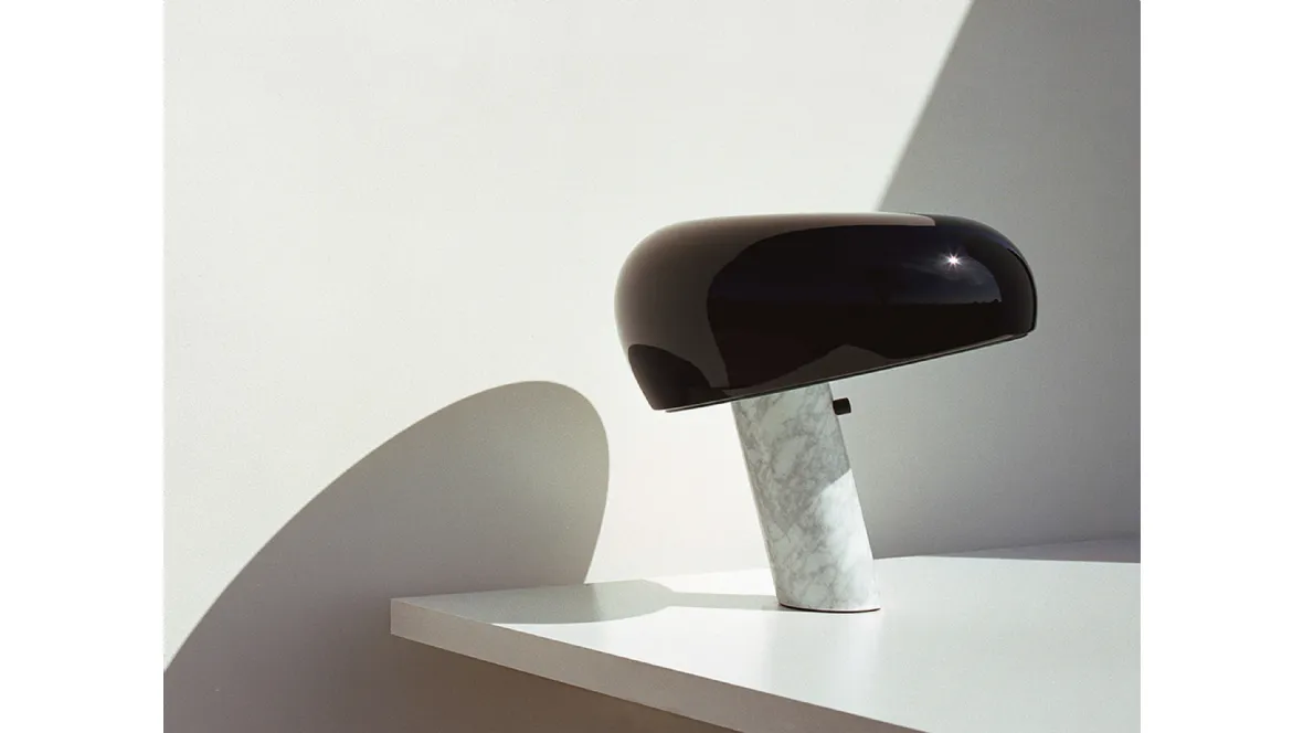 Lampada da tavolo di design Snoopy di Flos